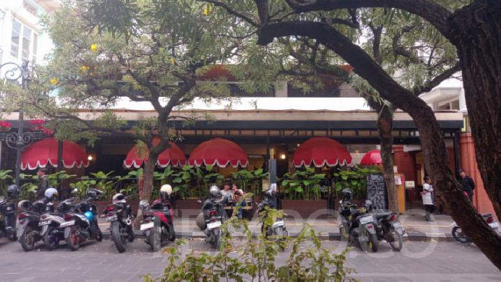 Warisan Kuliner Bandung: Restoran Braga Zaman Abad ke-20