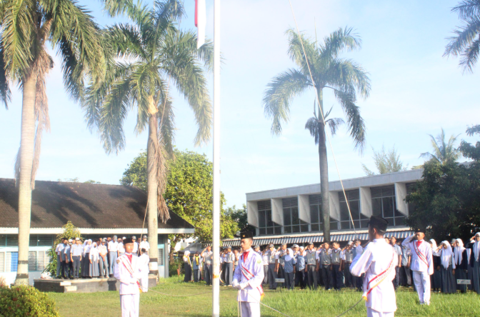Upacara Bendera - (Ada 0 foto)